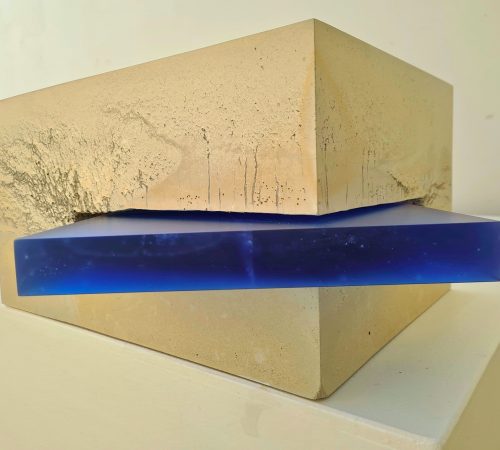 Katarina-Pozorova_10_Bakalarska-praca-–-Relationships-of-Matter-glass-concrete-2022