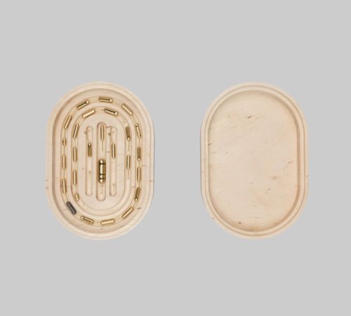 Mia-Copikova_09_Futuristic-capsules-Dedicne-sperky-Kapsule-set-foto-Viki-Kollerova
