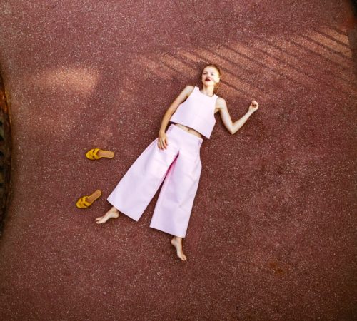 1_Petra-Kovacs_21_Kolekcia-Whoever-said-Orange-was-the-New-Pink-was-Seriously-Disturbed-foto-Rebeka-Vodrazkova