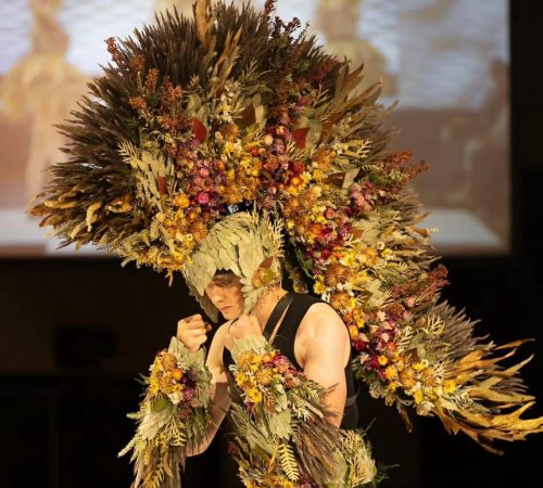 FloralTwist-By-Viera-Keogh_12_Australian-Wearable-Art-Festival-2024_02